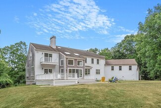 10 Dover Hill Rd, Topsfield, MA 01983