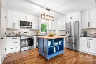 1900 Sigmon Dairy Rd, Newton, NC 28658