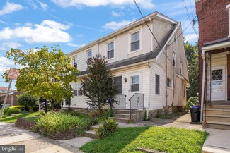 130 E Washington Ave, Clifton Heights, PA 19018