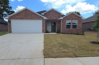 707 Picard Ave, Lowell, AR 72745