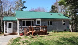 1452 Northfield Rd, Whitneyville, ME 04654