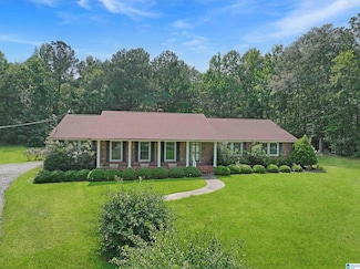 2821 Yellow Leaf Rd, Clanton, AL 35045