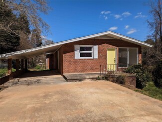 639 23rd Ave NE, Hickory, NC 28601