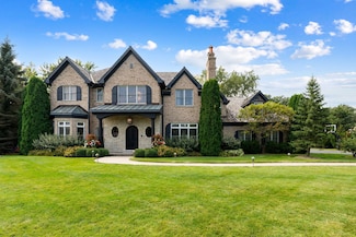 950 Gage Ln, Lake Forest, IL 60045