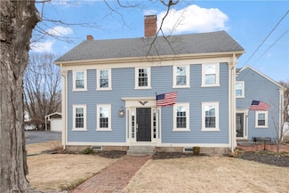 3261 Mendon Rd, Cumberland, RI 02864