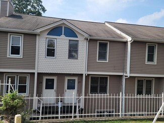 3399 Post Rd Unit 27, Warwick, RI 02886