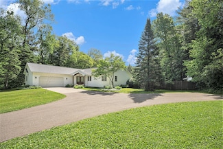 8856 N 42nd St, Augusta, MI 49012