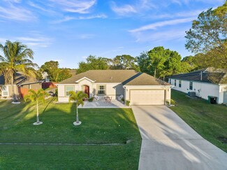 2457 SW Mountwell St, Port St. Lucie, FL 34984