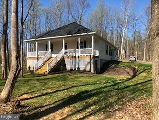 195 Chimney Cir, Middletown, VA 22645