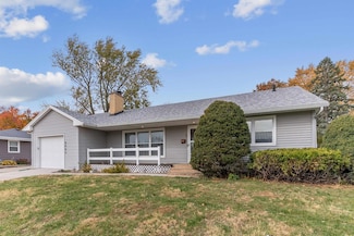 2624 Manor St, Waterloo, IA 50702