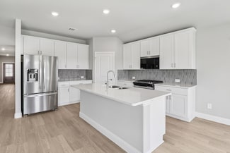 818 Wisteria Ln, Lavon, TX 75166