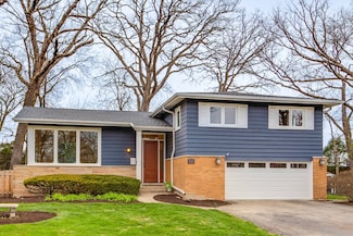 723 Byron Ct, Deerfield, IL 60015