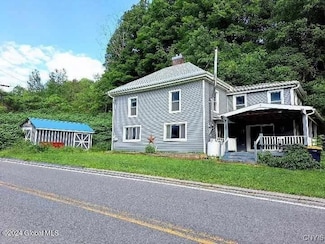 2183 St Rt 80, Stark, NY 13475