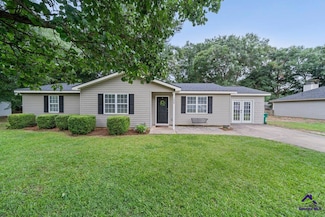 209 Annas Way, Perry, GA 31069