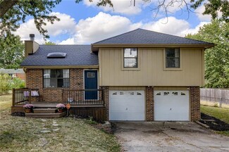 10408 N McGee St, Kansas City, MO 64155