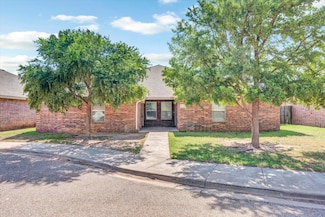 303 N Clinton Ave, Lubbock, TX 79416