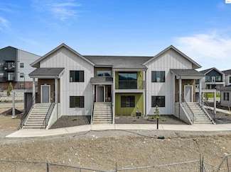 898 E Railroad Ave, Post Falls, ID 83854