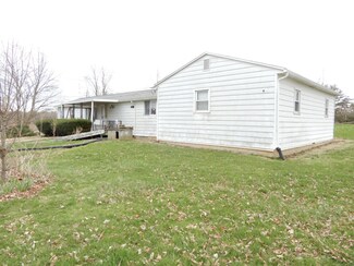 990 Millersburg Rd, Utica, OH 43080