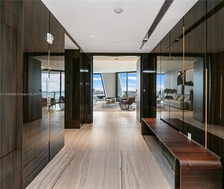 1000 Biscayne Blvd Unit 3001, Miami, FL 33132