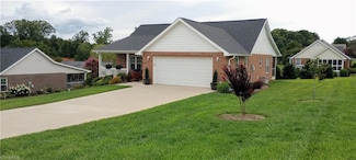 118 Augusta Dr, Spindale, NC 28160