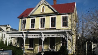 103 Washington St Unit 1, Occoquan, VA 22192