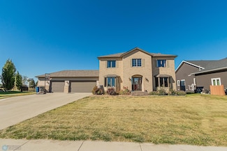 3021 41st Avenue Ct S, Moorhead, MN 56560