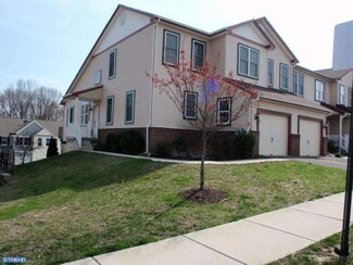 7 Shire Ct, Somerdale, NJ 08083