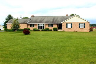 315 Winding Brook Rd Unit 9C, Biglerville, PA 17307