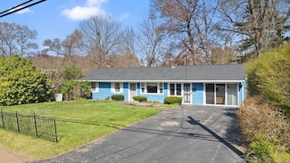 242 Carl Ave, Brockton, MA 02302