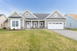 1441 Quail Creek Trail, Webster, NY 14580