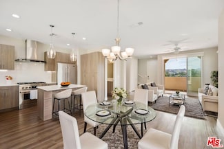 4438 Paxton Place, Calabasas, CA 91302