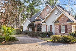 601 Little Pine Cove, Flowood, MS 39232