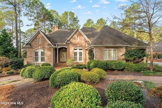 54 Mcmichael Dr, Pinehurst, NC 28374