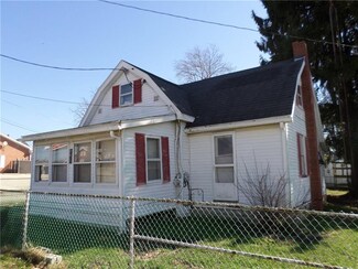 201 W George St, Carmichaels, PA 15320