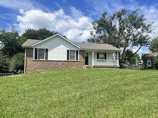 802 Knox Ln, Clarksville, TN 37042