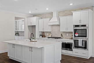 911 Heatherfield Ln, Spring Hill, TN 37174
