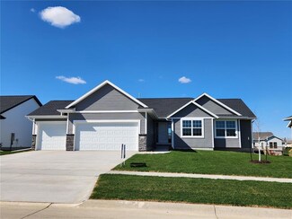 6154 Glenwood Dr, Marion, IA 52302