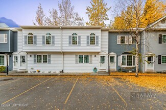 1046 Evergreen St, Fairbanks, AK 99709