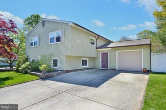 351 Meadowcroft Rd, West Deptford, NJ 08096