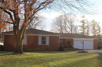 7431 Halsted Dr, Indianapolis, IN 46214
