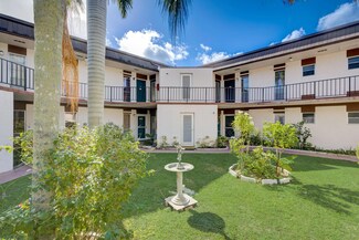 3 Greenway Village N Unit 104, Royal Palm Beach, FL 33411