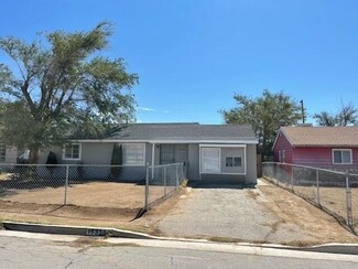 15330 Leslie St, Mojave, CA 93501