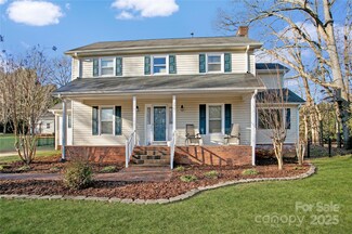 3501 Barrington Dr, Gastonia, NC 28056