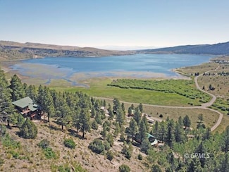 895 Ridgepoint Dr, Panguitch Lake, UT 84759
