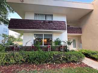 2601 S Palm Aire Dr Unit 112, Pompano Beach, FL 33069