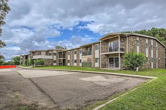 8045 Xerxes Ave S Unit 210, Bloomington, MN 55431