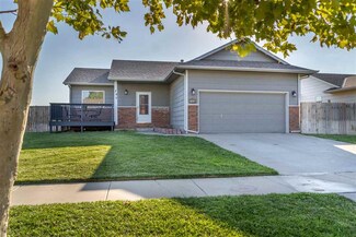 705 S Longbranch Dr, Maize, KS 67101