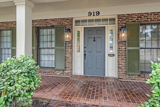 919 N Pacific St, Mineola, TX 75773