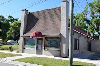 20561 Walnut St, Dunnellon, FL 34431