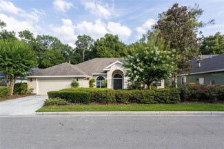 9325 SW 35th Ln, Gainesville, FL 32608